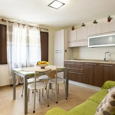 Dimora Del Porto Apartment